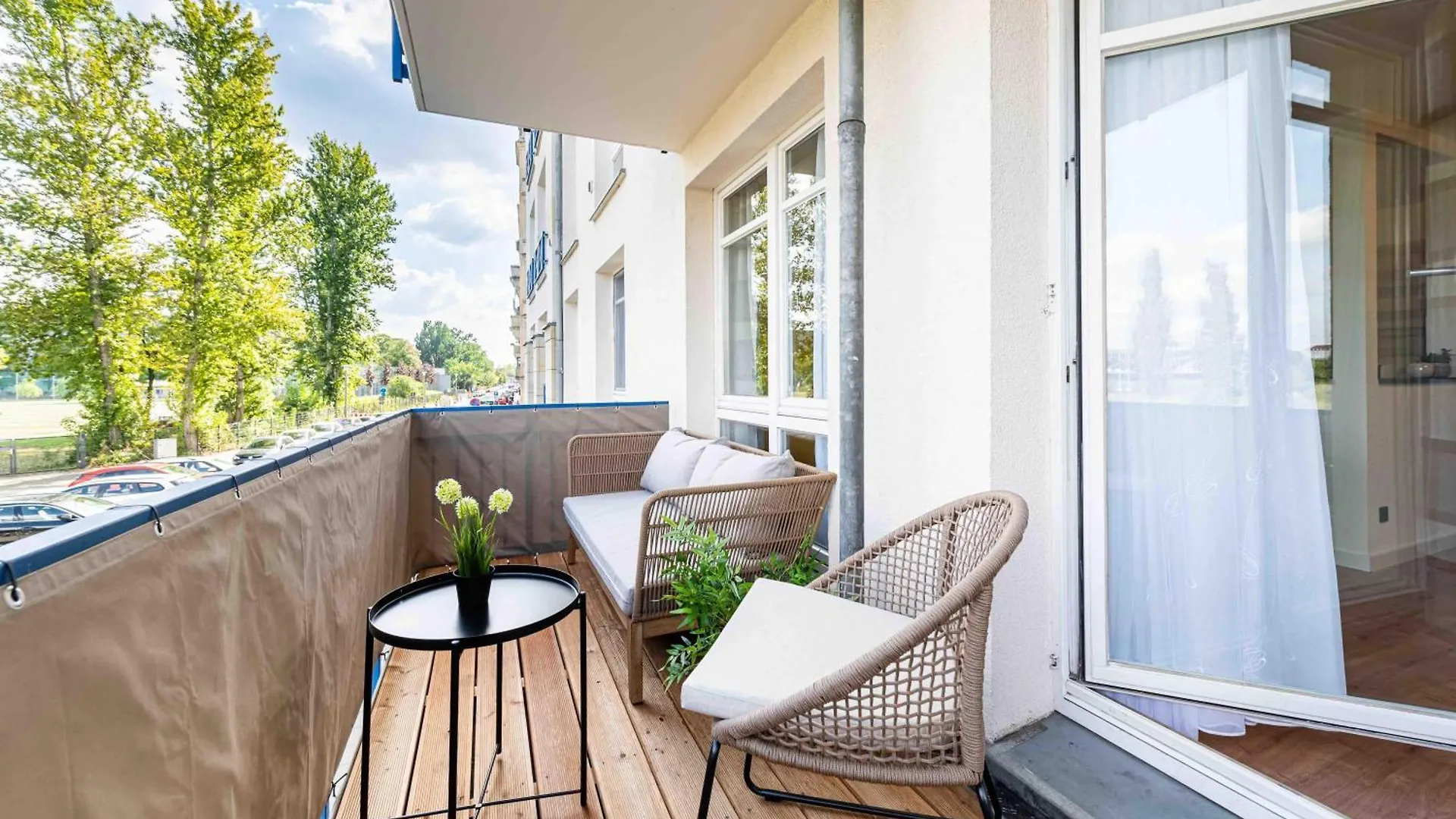 Modernes-Apartment-Elbkiez-Im-Herzen-Von-Dresden